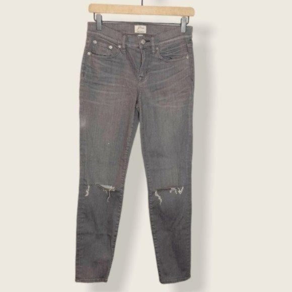 J. Crew Toothpick knee hole jeans B0125